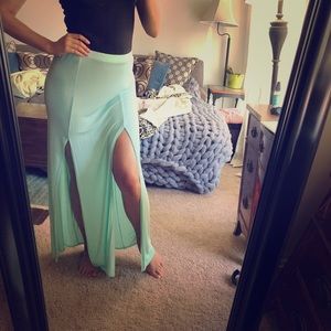 👗 Mint Maxi Skirt 👗
